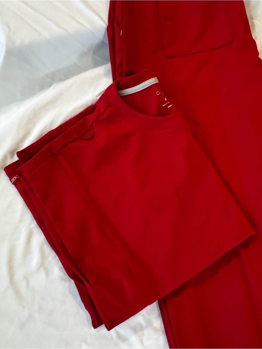 Cherokee Infinity Red Scrub Set M Top 2624A Jogger Pants CK110A Regular Medium